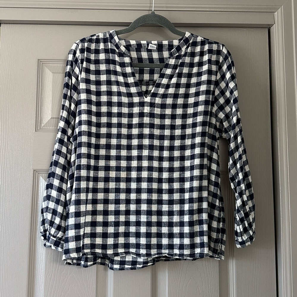 Old Navy Navy and White Plaid Blouse